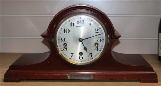 A mid 20th century Westminster Chimes mantel clock W.45.5cm